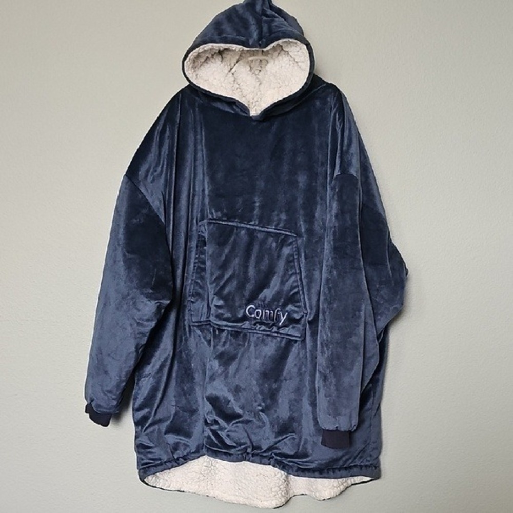 The Comfy Oversized Cabincore Blanket Sherpa Lined Blue One Size